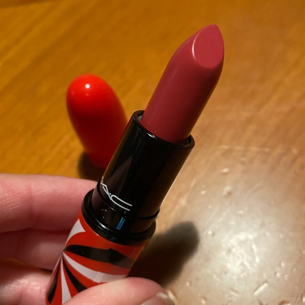 MAC Cosmetics brand new